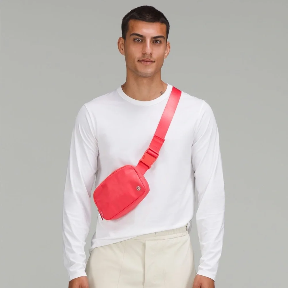 LULULEMON Everywhere belt bag (White Opal) - Picture 6 of 6